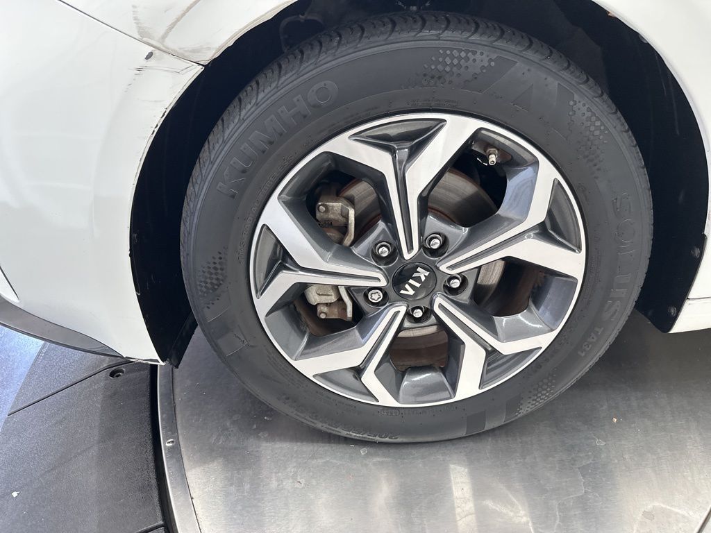 2019 Kia Forte FE LXS photo 24