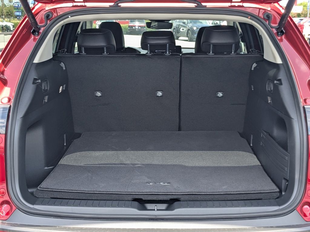 2025 Mazda CX-50 Preferred photo 11