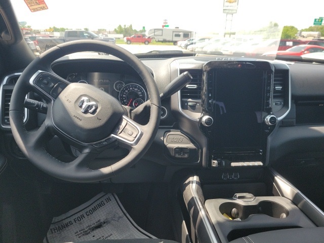 2025 Ram 2500 Big Horn photo 3