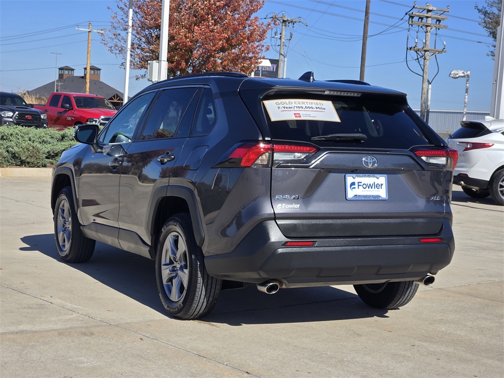 2024 Toyota RAV4 XLE photo 4