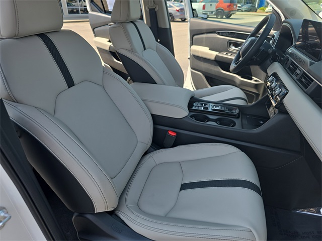 2026 Honda Passport photo 10