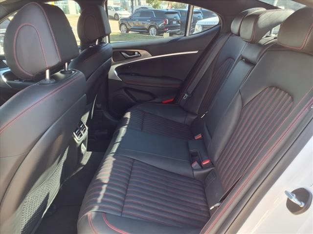 2024 Genesis G70 2.5T Sport Prestige photo 12