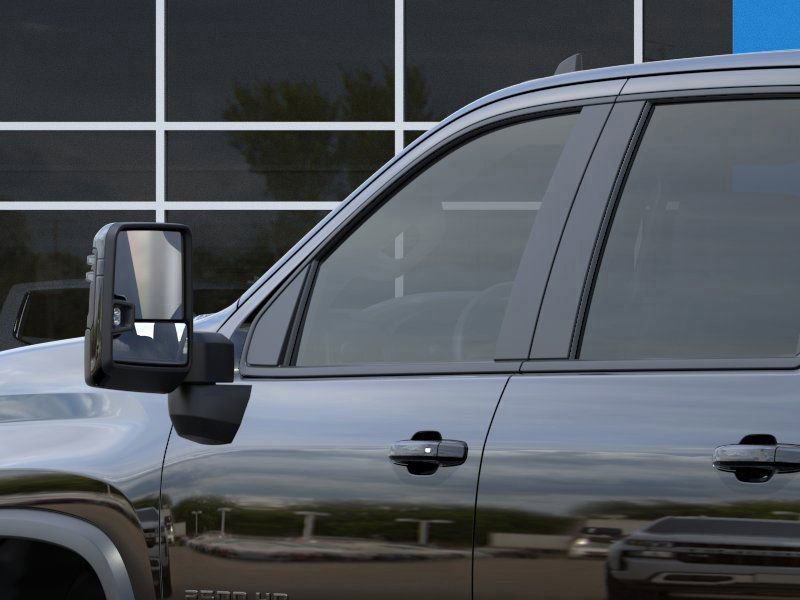 2026 Chevrolet Silverado ZR2 photo 11