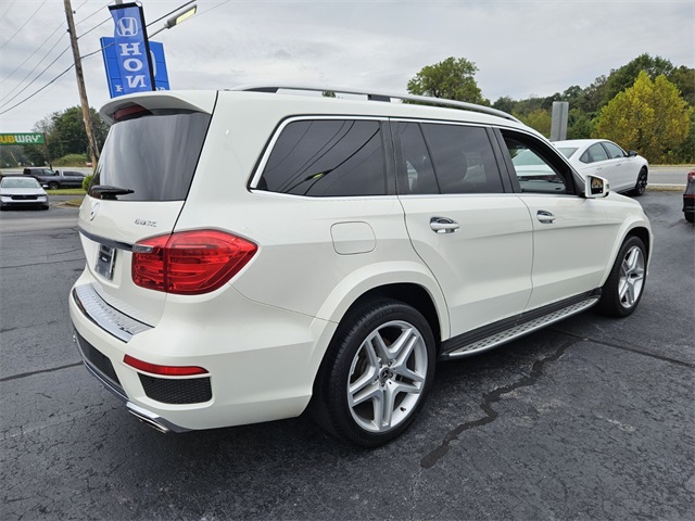 2014 Mercedes Benz GL 550 photo 7