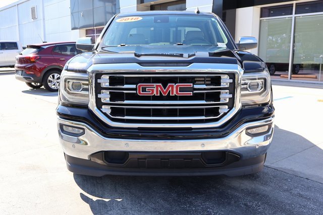 2018 Gmc Sierra 1500 SLT photo 2
