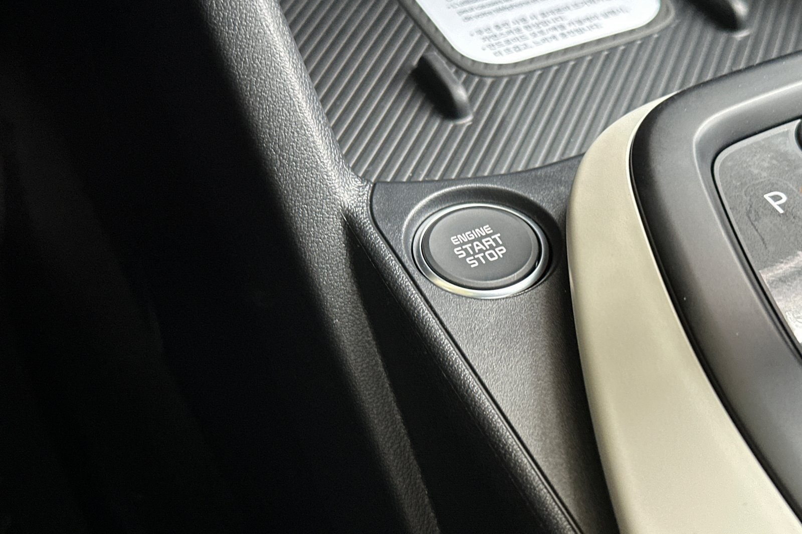 2025 Kia K4 GT-Line photo 18