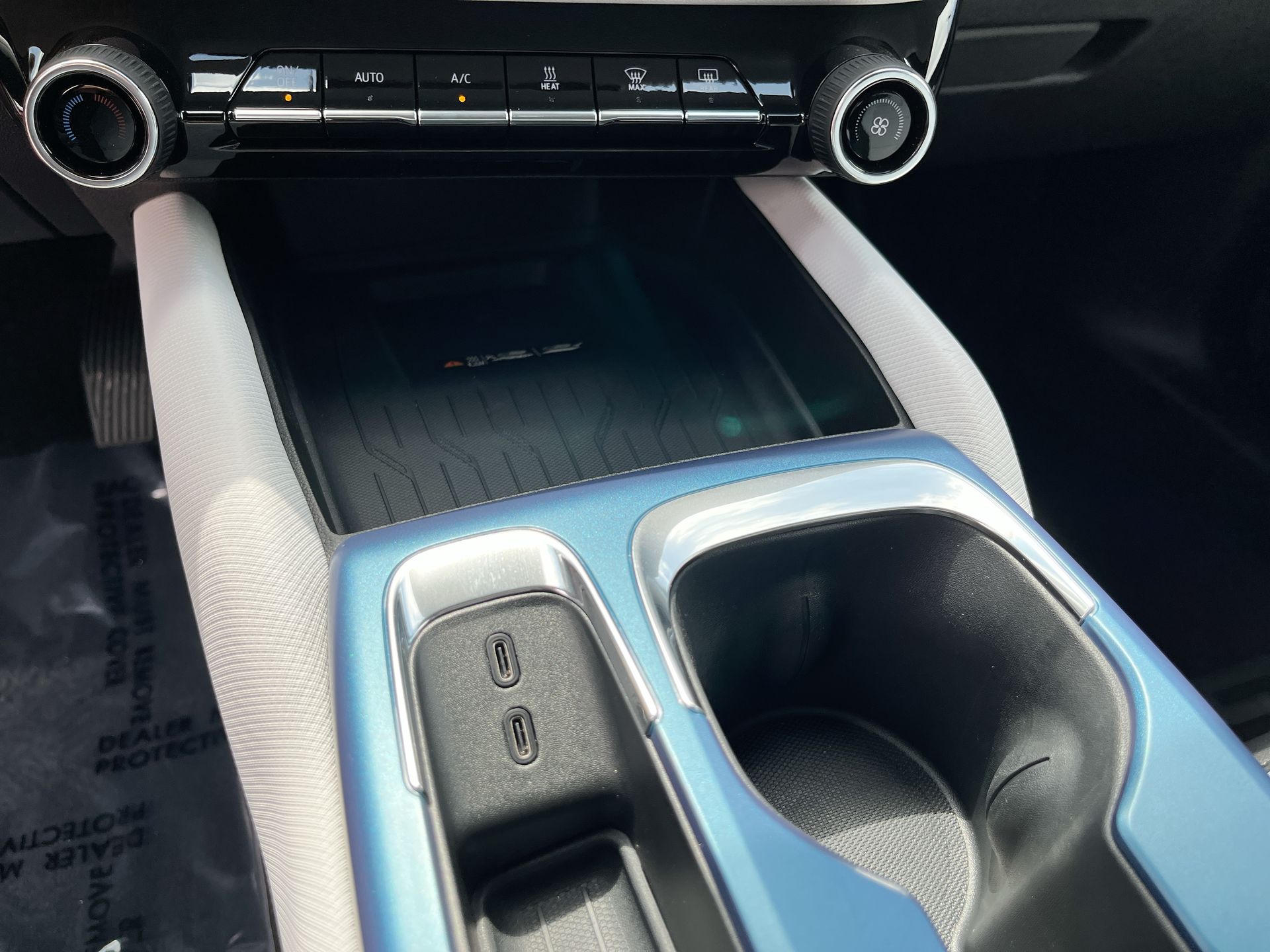 2025 Chevrolet Equinox EV 1LT photo 28