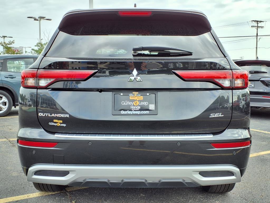 2023 Mitsubishi Outlander SEL photo 9