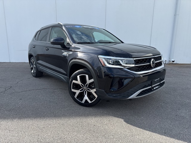Certified 2022 Volkswagen Taos SEL with VIN 3VV2X7B28NM038092 for sale in Kansas City