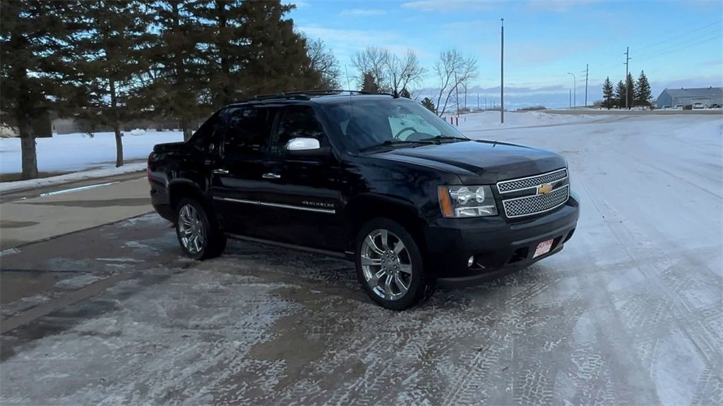 Used 2013 Chevrolet Avalanche LTZ with VIN 3GNTKGE7XDG133203 for sale in Oslo, Minnesota