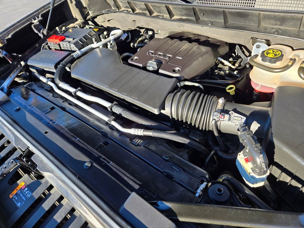 2023 Chevrolet Silverado 1500 LT photo 15
