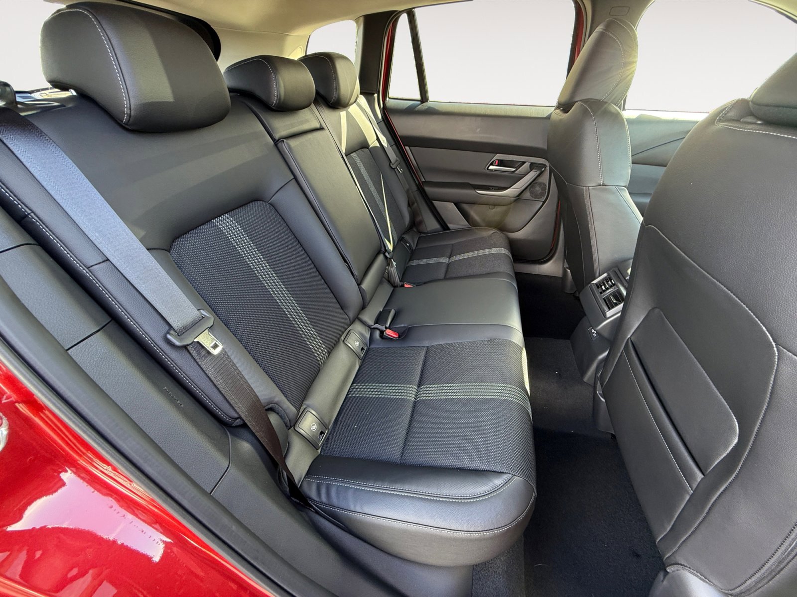 2025 Mazda CX-50 Select photo 18