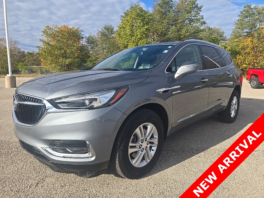 2019 Buick Enclave Essence's photo