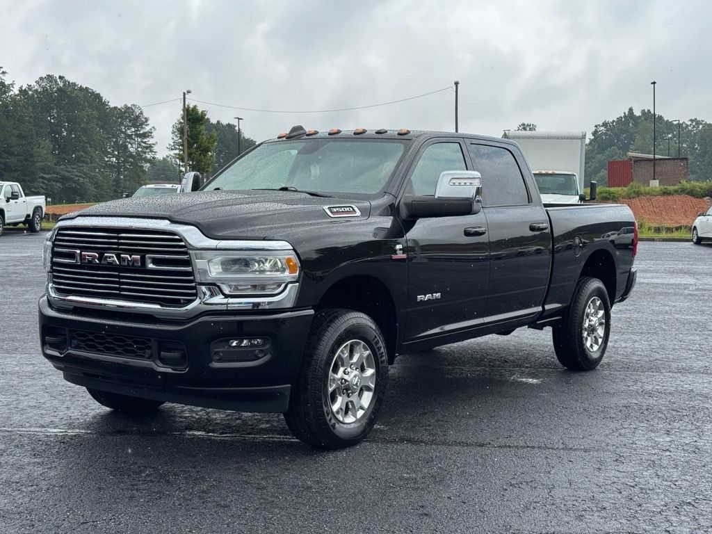 2024 Ram 3500 Laramie photo 6