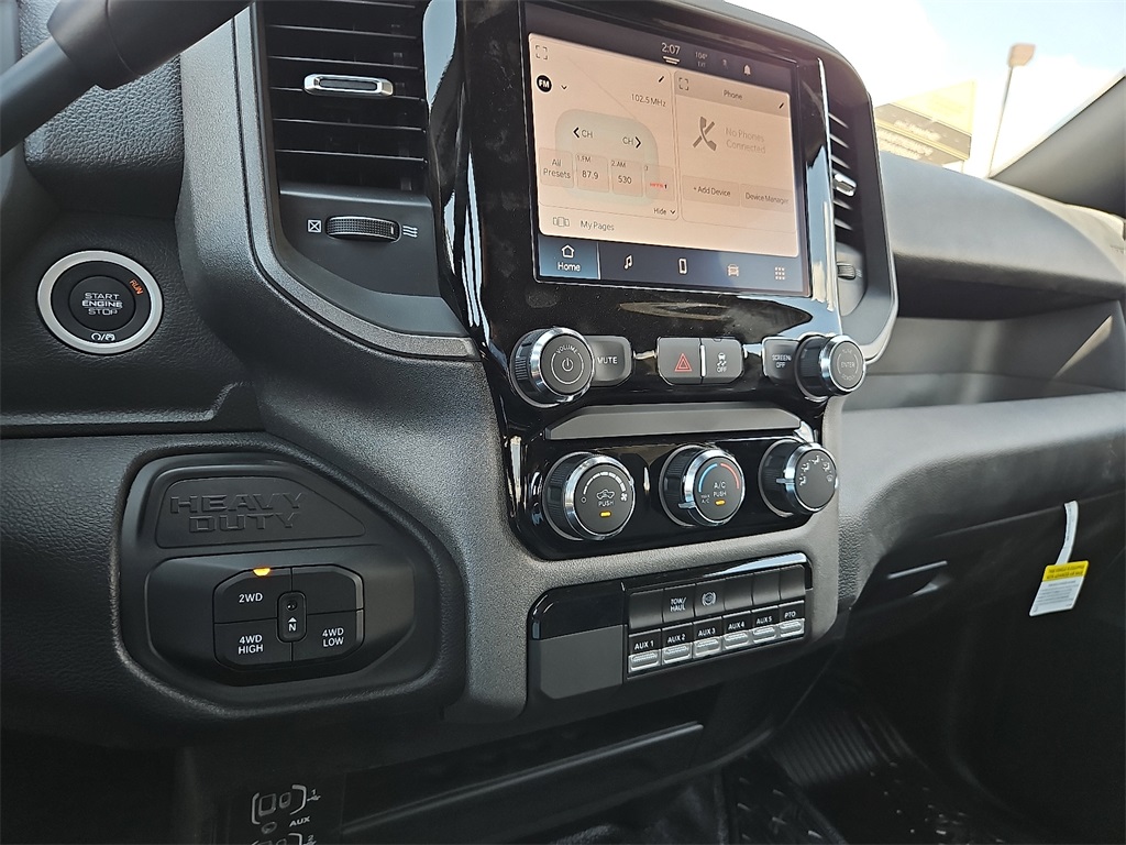 2025 Ram 3500 Tradesman photo 17
