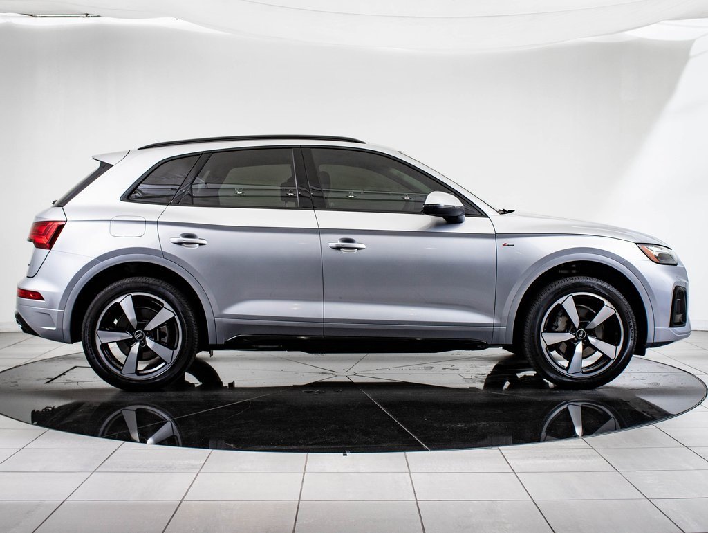 2022 Audi Q5 45 S line Premium photo 10