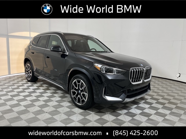 2026 BMW X1 28i's photo