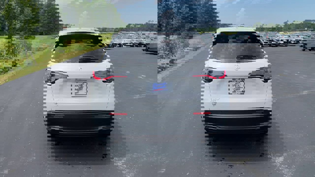 2026 Honda HR-V LX photo 7
