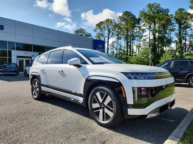2026 Hyundai IONIQ 9 SEL's photo