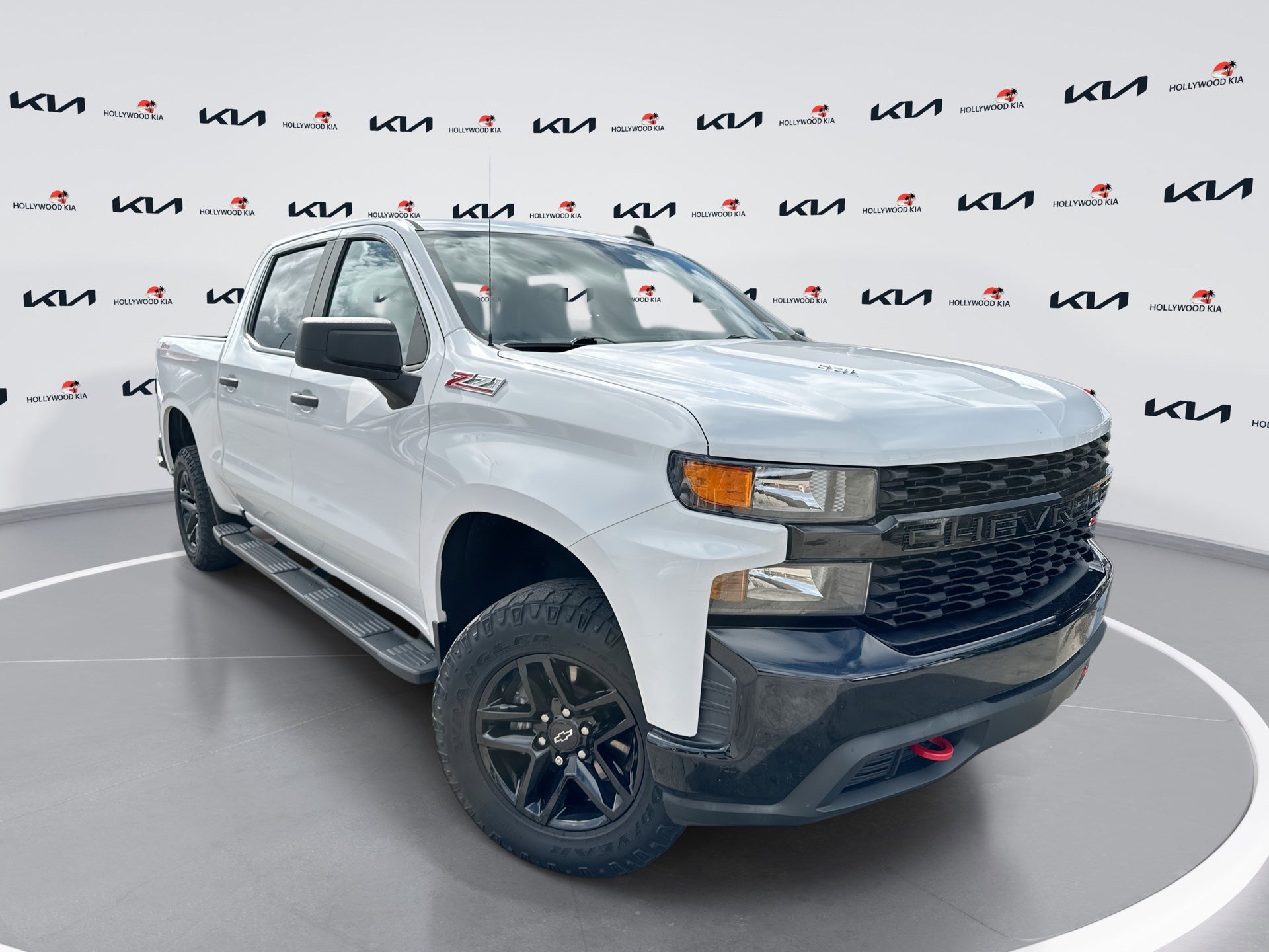 2022 Chevrolet Silverado Custom's photo