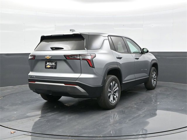 2026 Chevrolet Equinox LT photo 4