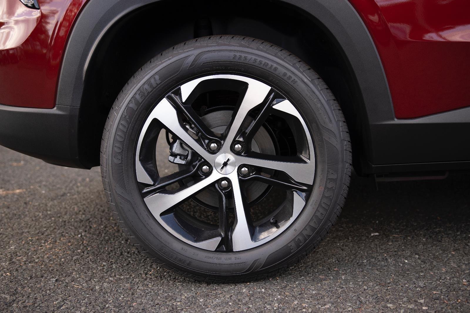 2025 Chevrolet Trax photo 5