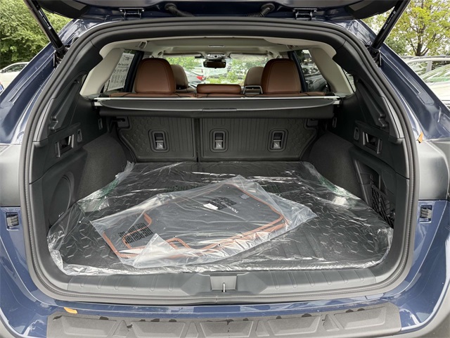 2025 Subaru Outback Touring XT photo 26