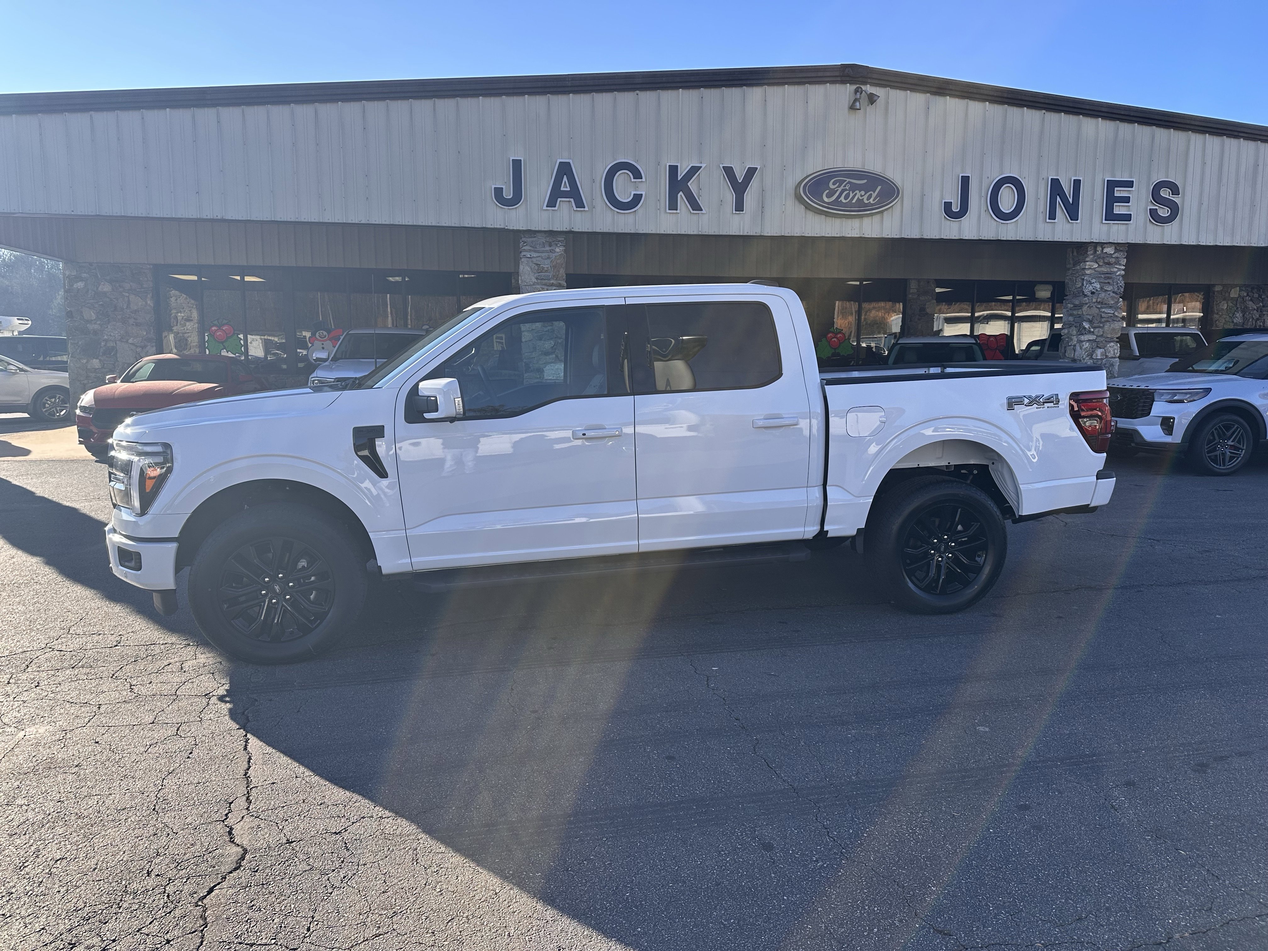 2025 Ford F-150 Lariat's photo