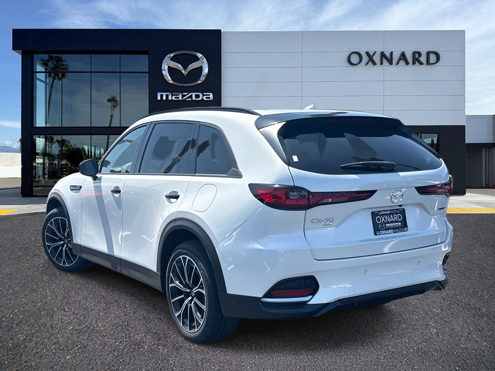 2025 Mazda CX-70 Plug-in Hybrid Premium photo 3