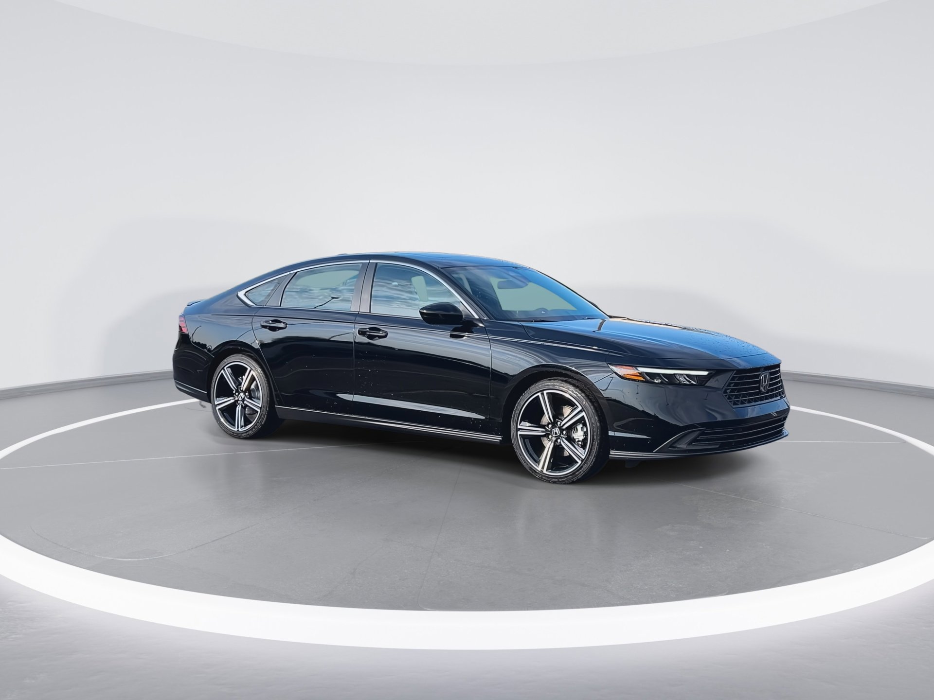 2025 Honda Accord Hybrid Sport photo 2