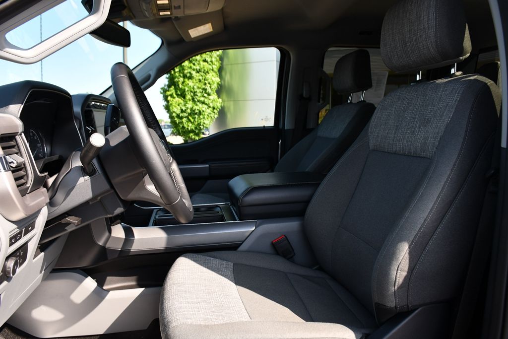 2022 Ford F-150 XLT photo 13