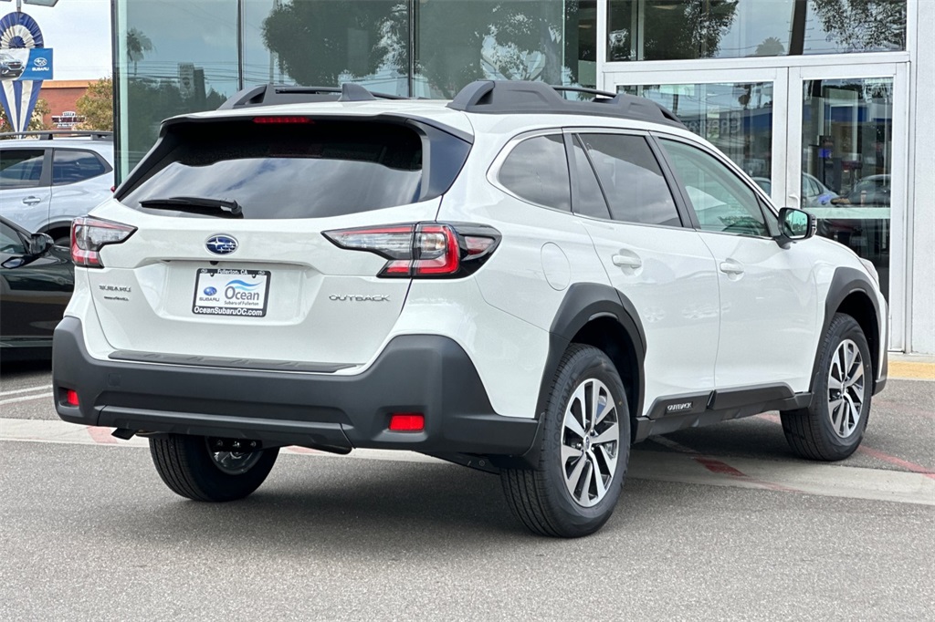 2025 Subaru Outback Premium photo 4