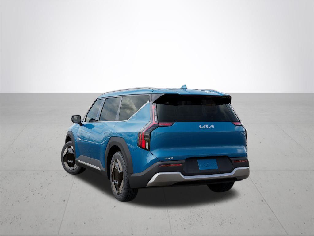 2026 Kia EV9 Wind photo 4