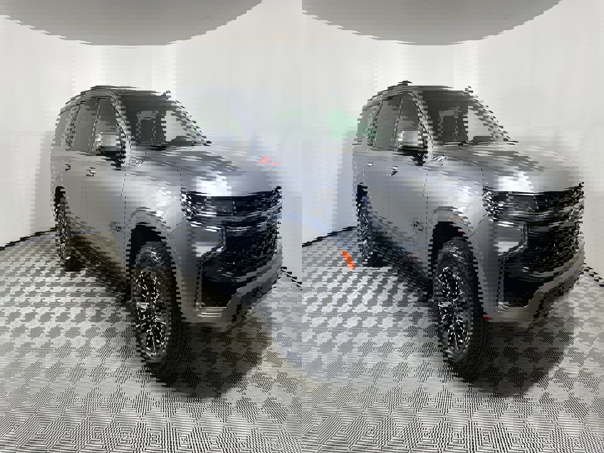 2021 Chevrolet Tahoe Z71 photo 2