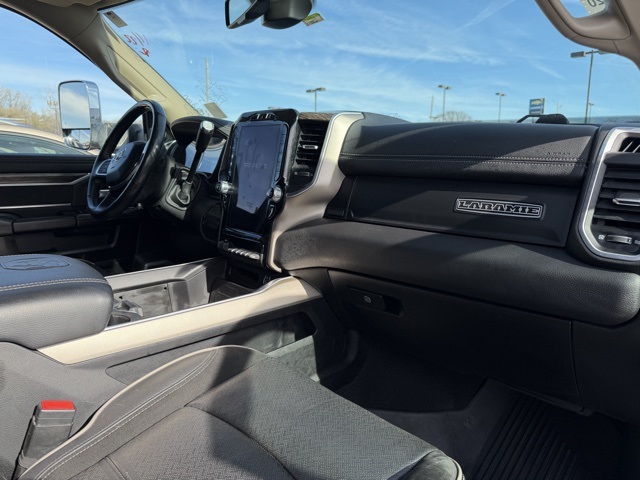 2020 Ram 3500 Laramie photo 4