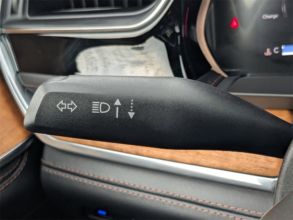 2023 Jeep Grand Cherokee Summit Reserve 4xe photo 23