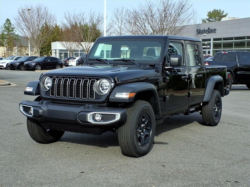 2026 Jeep Gladiator Sport's photo