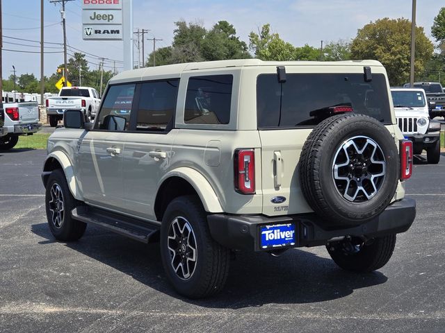 2025 Ford Bronco Outer Banks photo 6