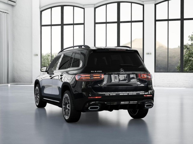 2025 Mercedes Benz GLB 250 photo 26