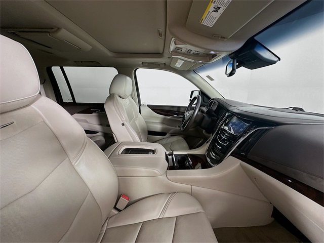 2015 Cadillac Escalade ESV Luxury photo 24