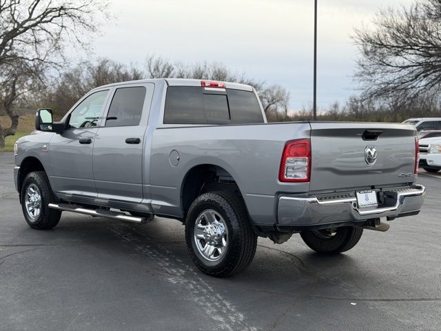 2023 Ram 2500 Tradesman photo 4