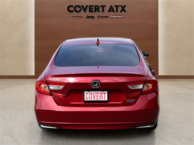 2022 Honda Accord Hybrid Touring photo 4