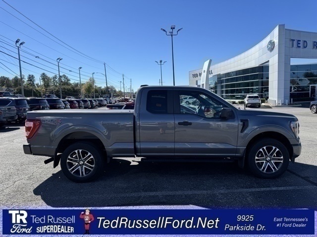 2023 Ford F-150 XL photo 4