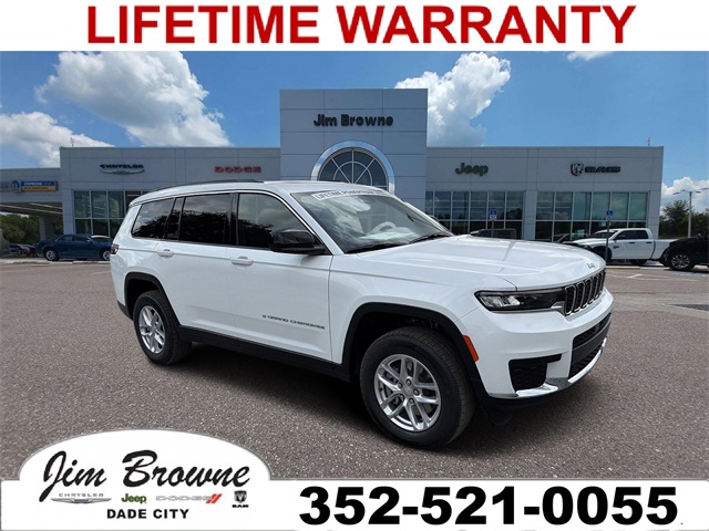 2025 Jeep Grand Cherokee L Laredo's photo