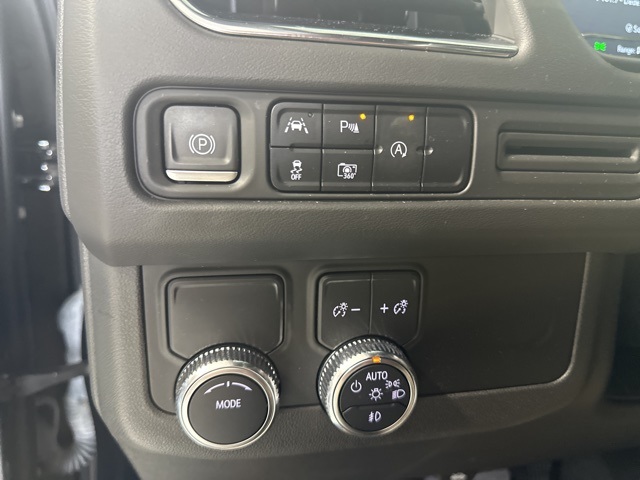 2023 Gmc Yukon SLT photo 25
