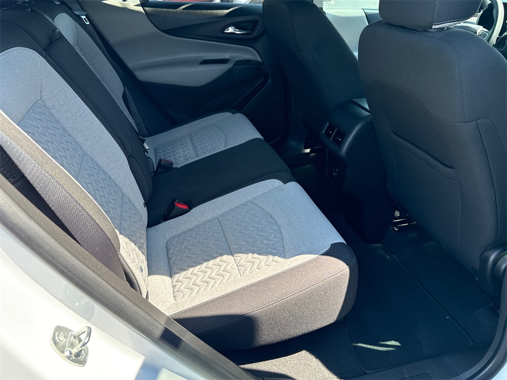 2023 Chevrolet Equinox LS photo 14