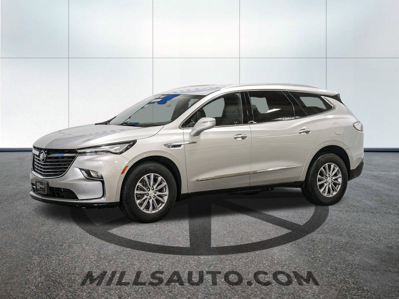Used 2022 Buick Enclave Essence with VIN 5GAEVAKW2NJ164853 for sale in Baxter, Minnesota