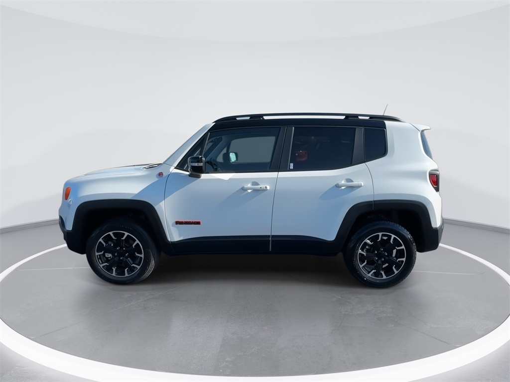 2023 Jeep Renegade Trailhawk photo 4