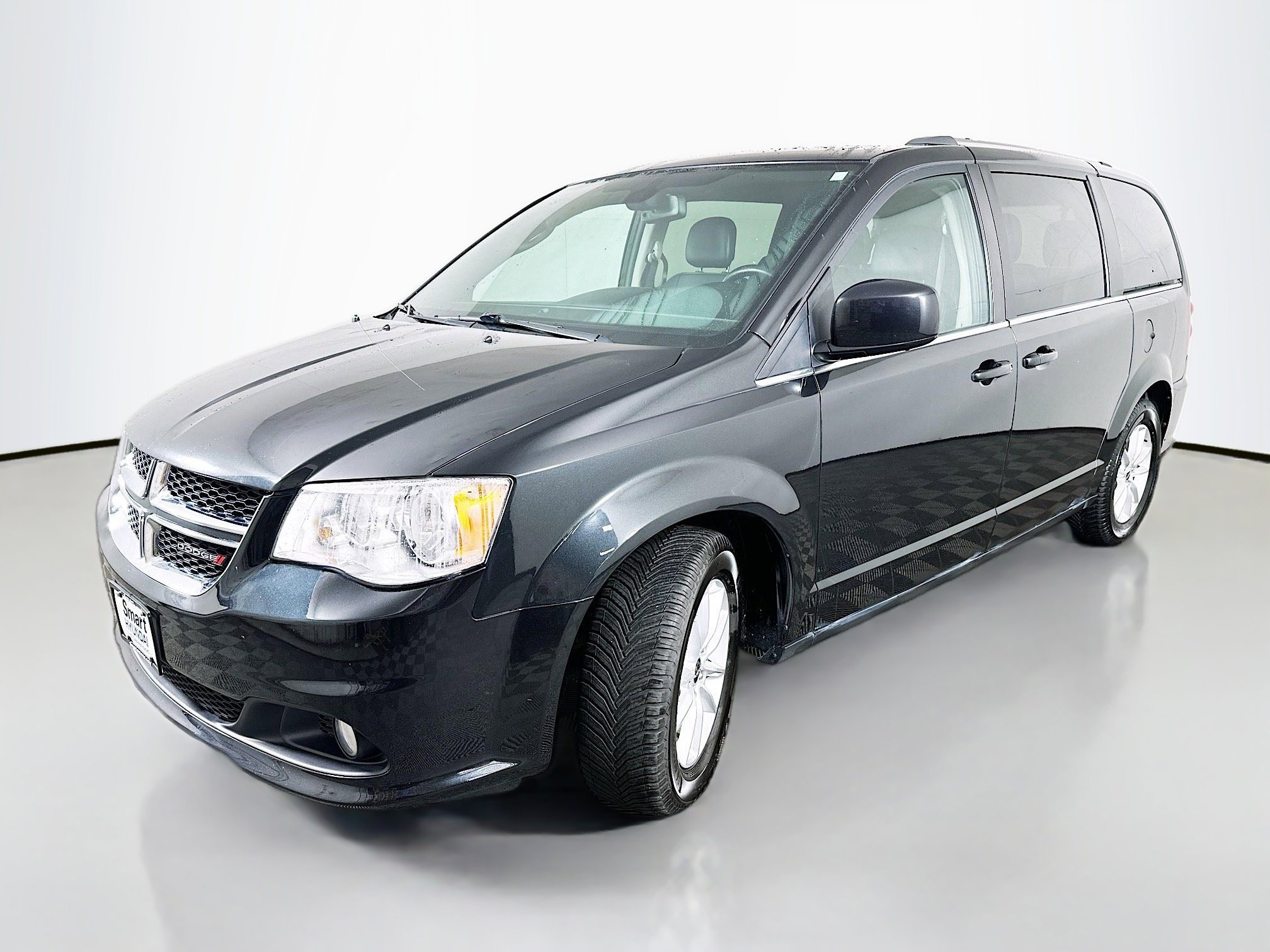 2019 Dodge Grand Caravan SXT photo 3