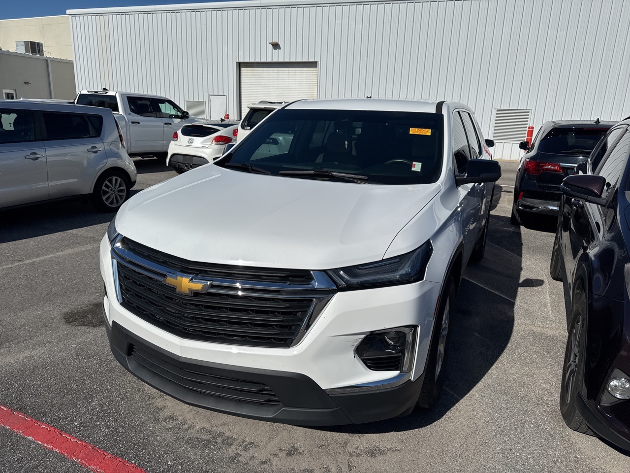 2023 Chevrolet Traverse LS's photo
